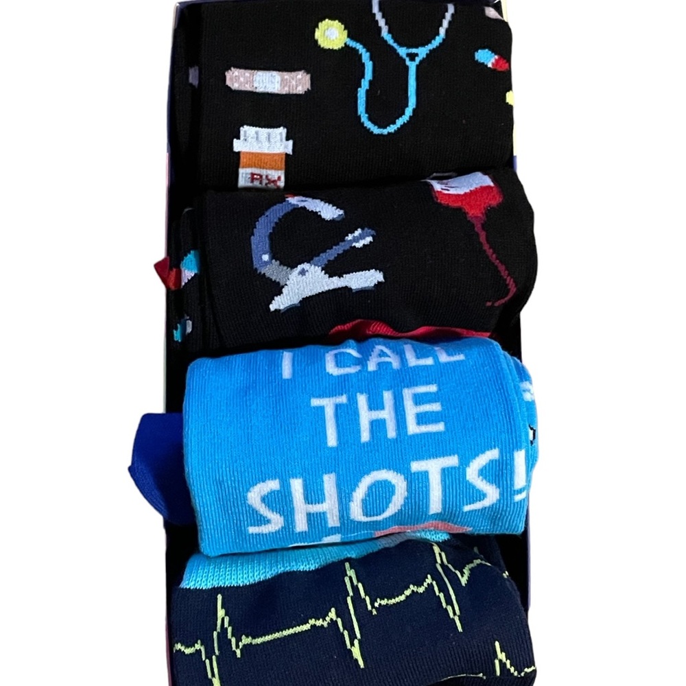 NIB! 4 Pairs of Socks Celebrating Doctors